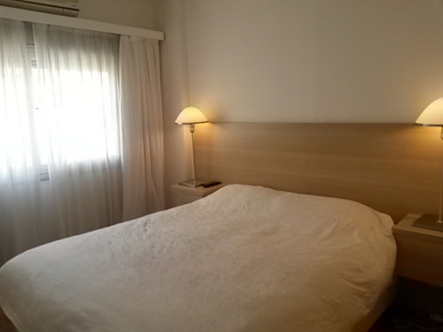 Bedroom / Dormitorio