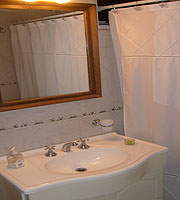 Bathroom / Baño